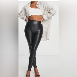 Sleek SPANX Black Faux Leather Leggings